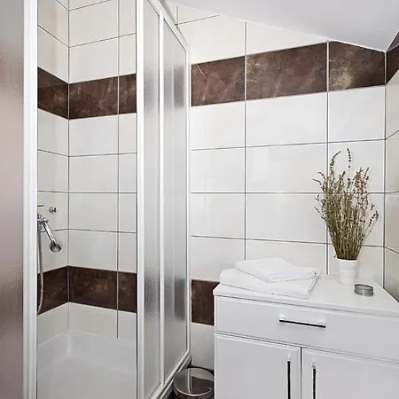 Σπίτι διακοπών House With A Swimming Pool Lozovac, Krka - 11715 Lozovac