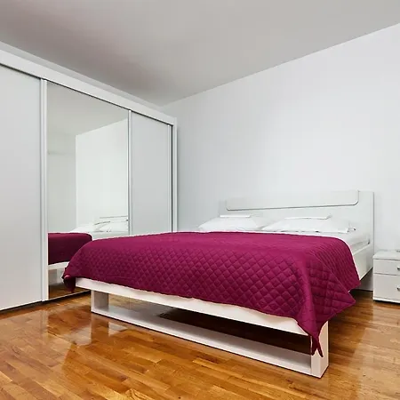 Σπίτι διακοπών House With A Swimming Pool Lozovac, Krka - 11715