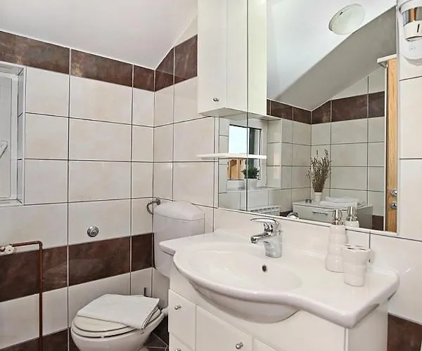 Vakantiehuis House With A Swimming Pool Lozovac, Krka - 11715 *